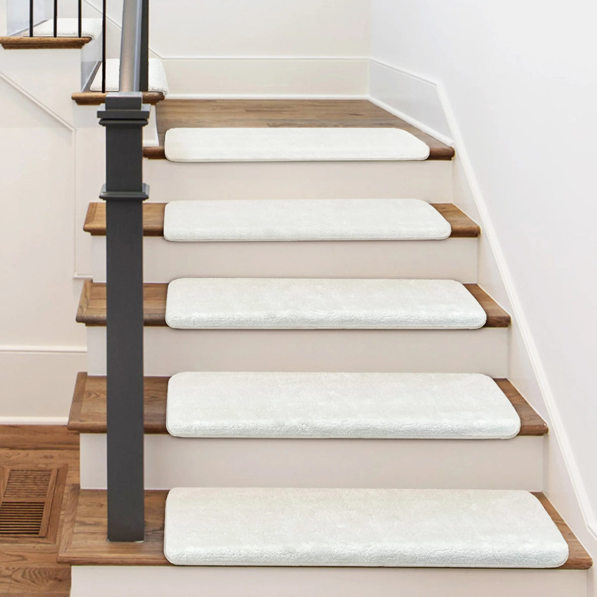 Bullnose Self-Adhesive Mats Non-Slip Stair Treads Ultra Plush Washable Decor